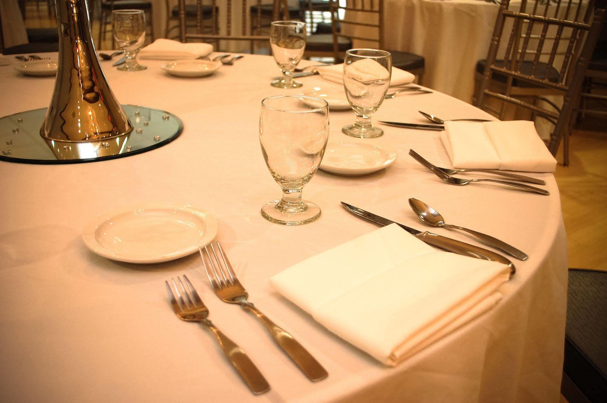 Unique Suites Hotel Charleston Extérieur photo